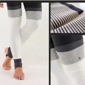 Lululemon Angel Wing Hyper Stripe Leg Warmers Reversible Rare